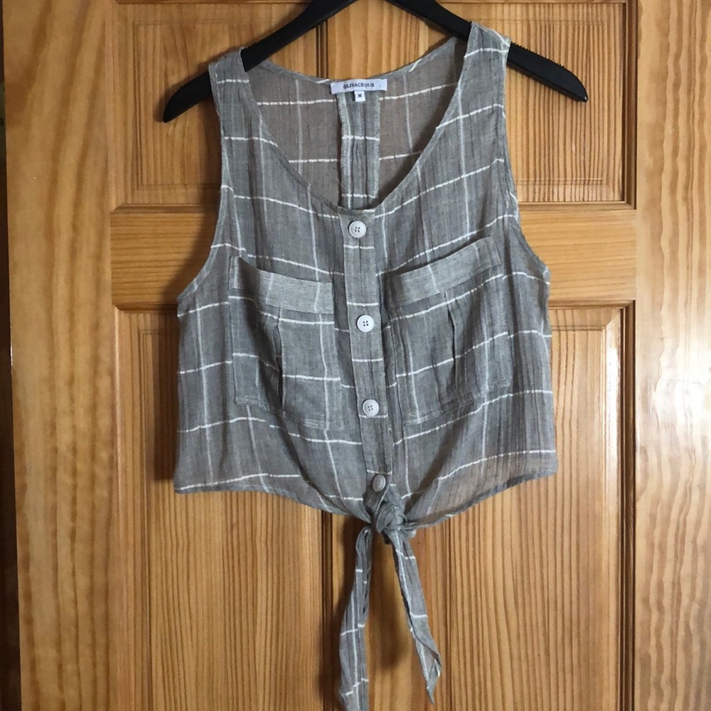 Olivaceous gray and white striped button top